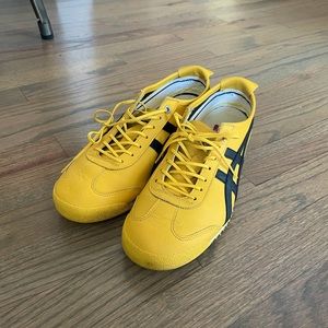 Onitsuka Tiger unisex Mexico 66 sneakers in yellow and black/women’s size 10